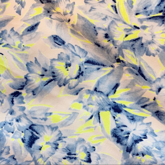 Lovers + Friends Willow Pants Abstract Floral - Picture 7 of 10